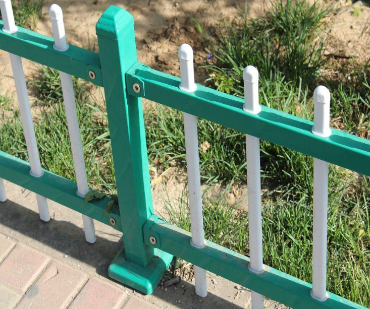 草坪護欄